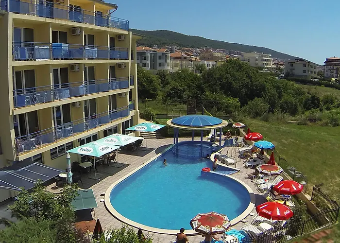 Peshev Family Vlas Hotel 3*