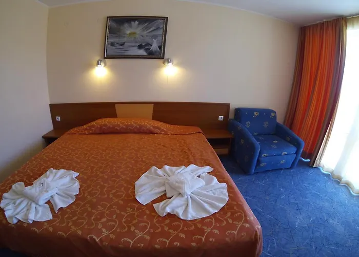 Peshev Family Vlas 3*