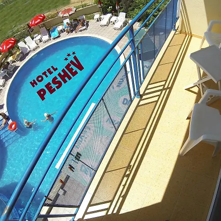 Peshev Family Vlas ホテル 3*