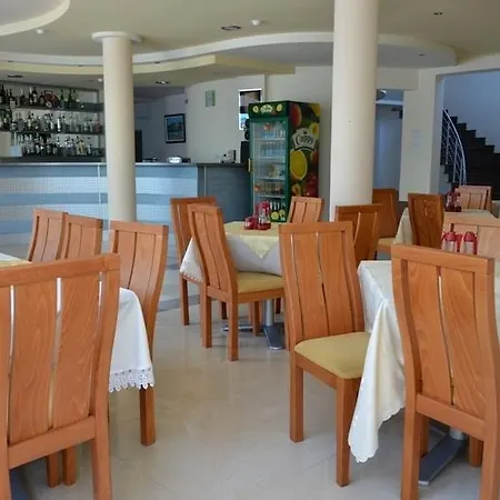 Peshev Family Vlas 3* スヴェティ・ヴラス