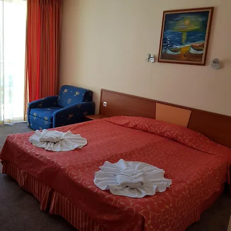 ホテル Peshev Family Vlas 3*