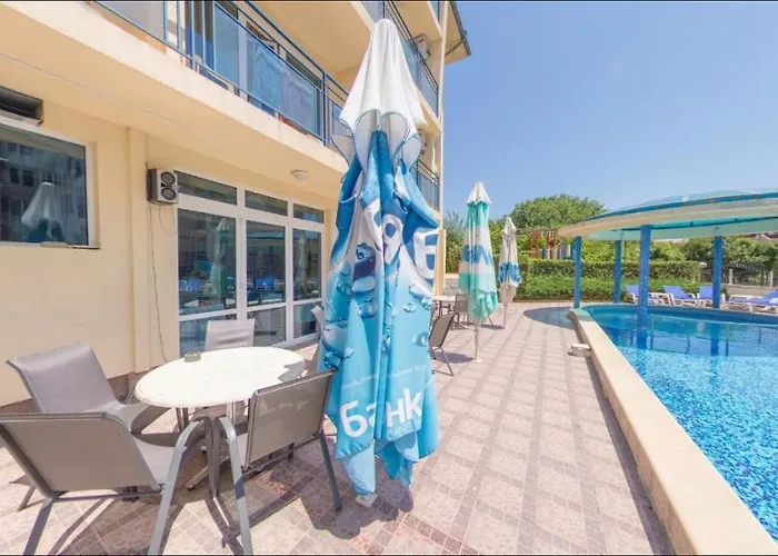 Peshev Family Vlas 3*